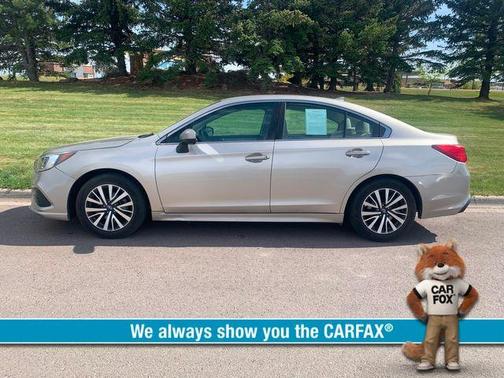 Photo 2 of 26 of 2018 Subaru Legacy 2.5i Premium