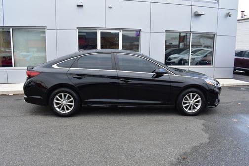 2019 Hyundai SONATA SE