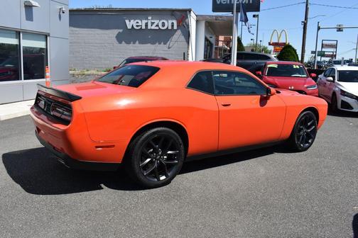 2023 Dodge Challenger SXT