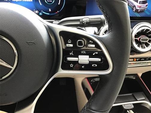 2023 Mercedes-Benz GLB 250 Base