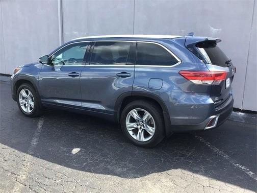 2017 Toyota Highlander Limited
