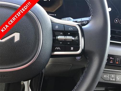 2025 Kia Carnival EX