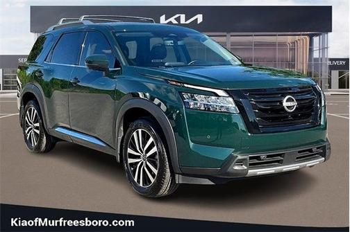 2023 Nissan Pathfinder Platinum