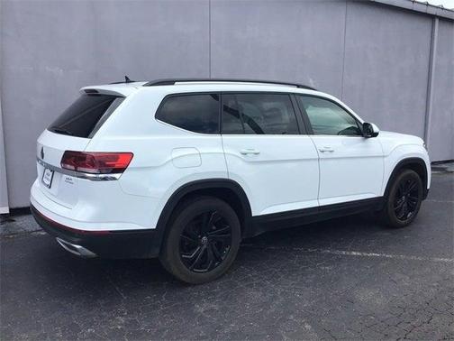 2022 Volkswagen Atlas 2.0T SE w/Technology