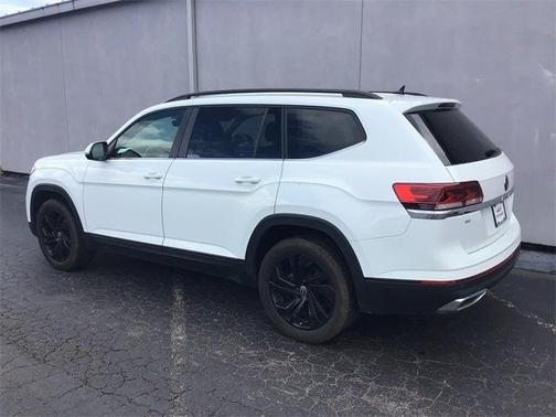 2022 Volkswagen Atlas 2.0T SE w/Technology