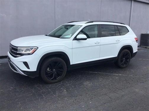 2022 Volkswagen Atlas 2.0T SE w/Technology