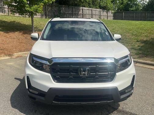 Platinum White 2026 Honda Ridgeline RTL