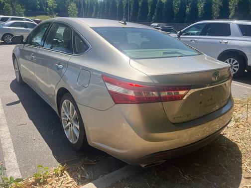 Champagne Mica 2013 Toyota Avalon Limited
