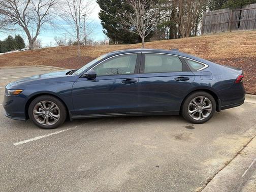 2024 Honda Accord EX 1.5T