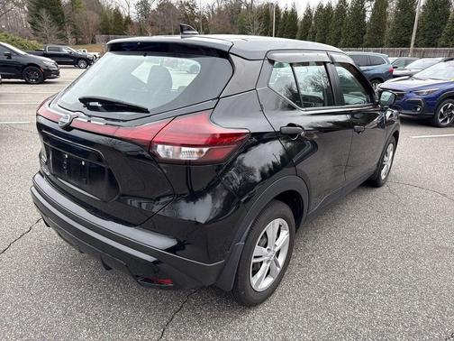 2023 Nissan Kicks S