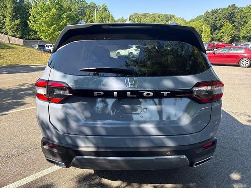 Sonic Gray 2026 Honda Pilot EX-L