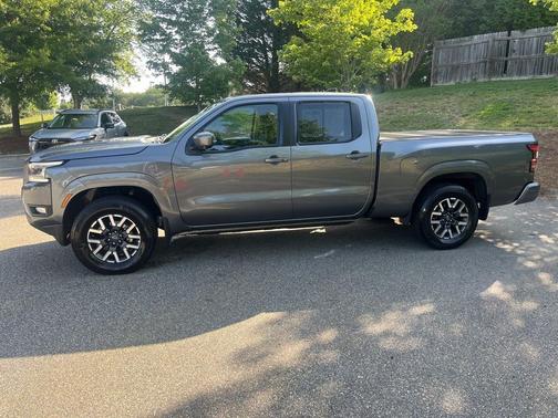 Gun Metallic 2025 Nissan Frontier SL