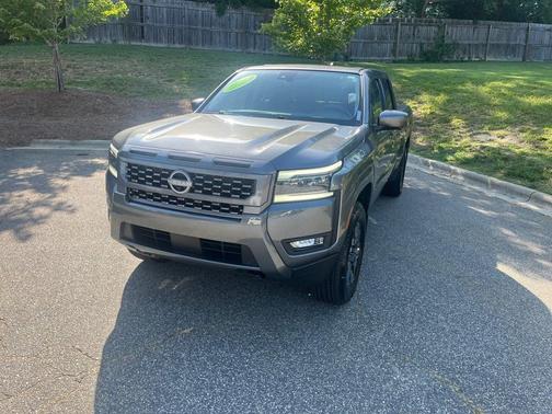 Gun Metallic 2025 Nissan Frontier SL