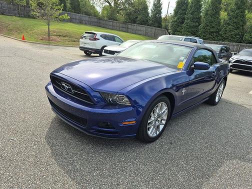 2013 Ford Mustang V6 Premium