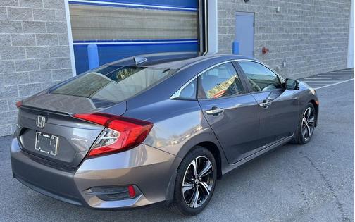 2018 Honda Civic Touring