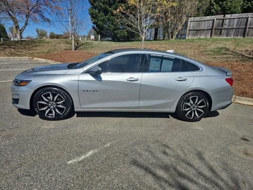 2021 Chevrolet Malibu FWD RS