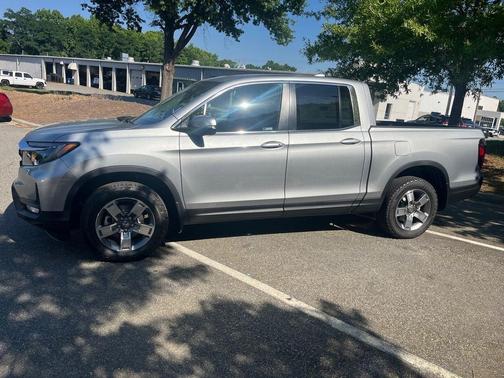 Solar Silver 2026 Honda Ridgeline RTL