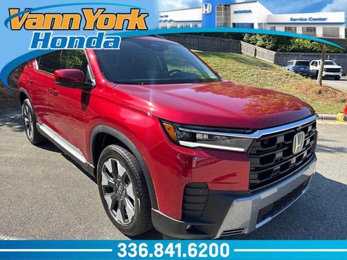 Radiant Red II 2026 Honda Pilot Elite
