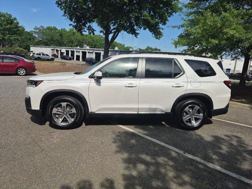 Platinum White 2026 Honda Pilot EX-L