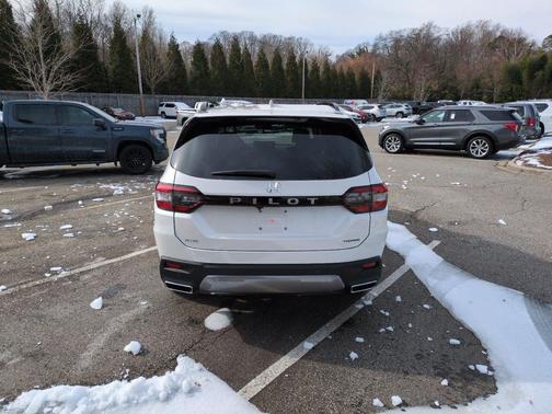 2026 Honda Pilot Touring 8-Passenger