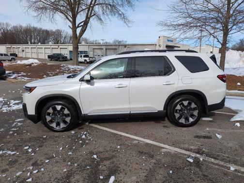 2026 Honda Pilot Touring 8-Passenger