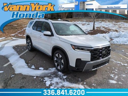 2026 Honda Pilot Touring 8-Passenger