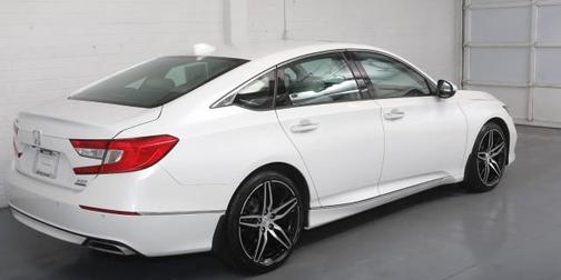 2022 Honda Accord Touring 2.0T