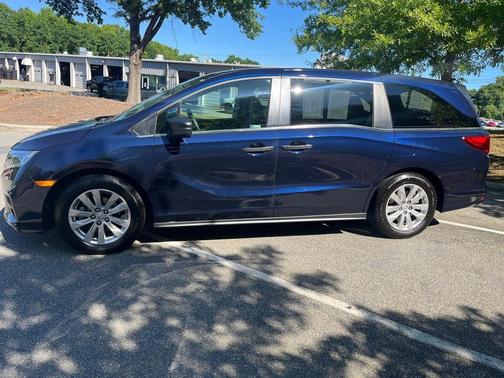 Obsidian Blue Pearl [Blue 2019 Honda Odyssey LX