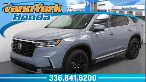 2025 Honda Pilot Touring 8-Passenger