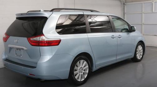 2017 Toyota Sienna Limited