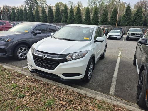 White Orchid Pearl [White 2017 Honda HR-V LX