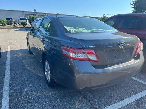 Magnetic Gray Met 2011 Toyota Camry LE