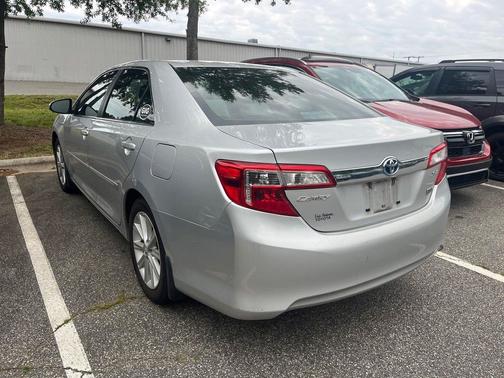 Classic Silver Me 2012 Toyota Camry Hybrid XLE