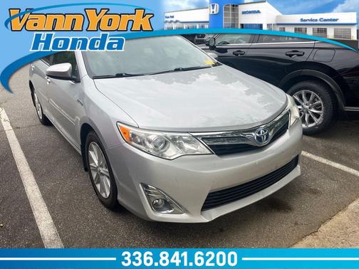 Classic Silver Me 2012 Toyota Camry Hybrid XLE