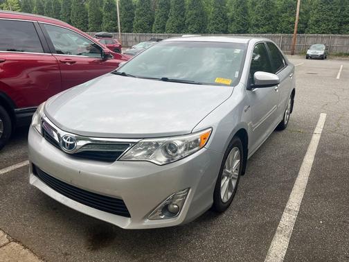 Classic Silver Me 2012 Toyota Camry Hybrid XLE