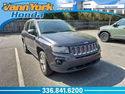 Granite Crystal Metallic Clearcoat 2015 Jeep Compass Latitude