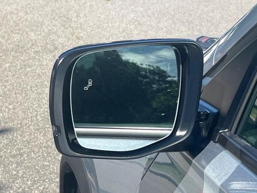 Solar Silver 2026 Honda Pilot Black Edition