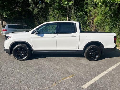 Platinum White 2026 Honda Ridgeline Black
