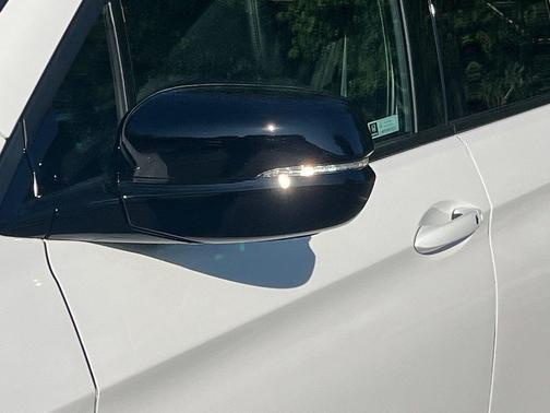 Platinum White 2026 Honda Ridgeline Black