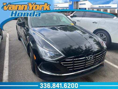 Phantom Black 2020 Hyundai SONATA SE