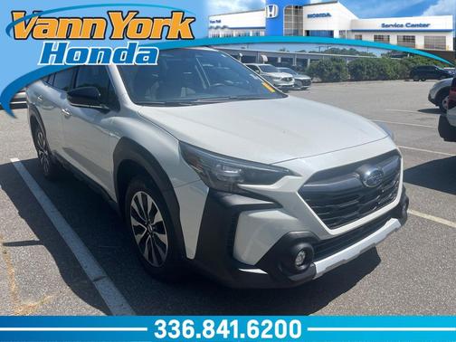 Crystal White Pearl 2024 Subaru Outback Limited XT