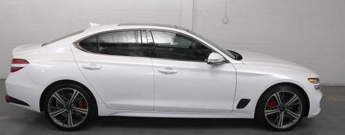 2024 Genesis G70 3.3T RWD Sport Advanced