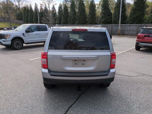 Billet Silver Metallic Clearcoat 2015 Jeep Patriot Sport