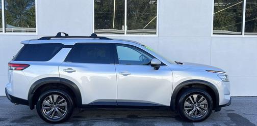 2023 Nissan Pathfinder SV 4WD