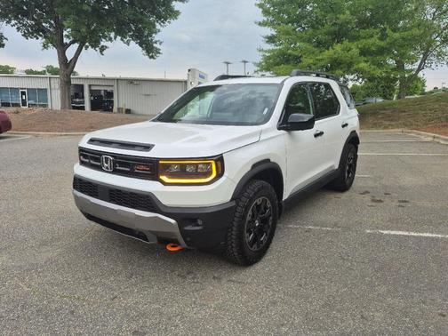 Plantinum White 2026 Honda Passport AWD TrailSport Elite