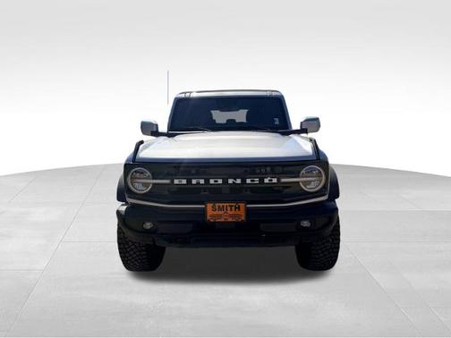 ICONIC SILVER METALLIC 2022 Ford Bronco BASE
