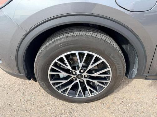 CARBONIZED GRAY METALLIC 2024 Ford Escape PHEV