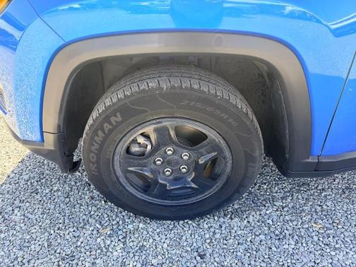 Blue 2018 Jeep Compass SPORT