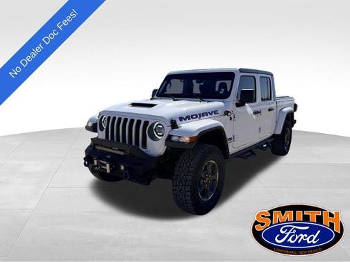 White 2022 Jeep Gladiator MOJAVE Truck