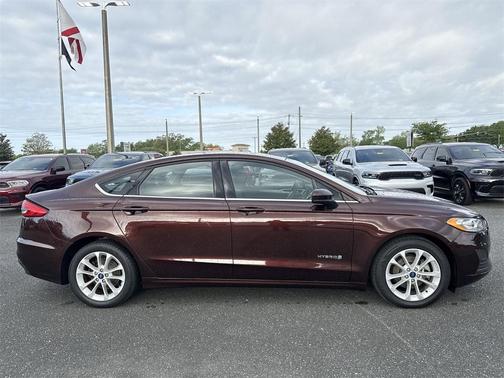 2019 Ford Fusion Hybrid SE
